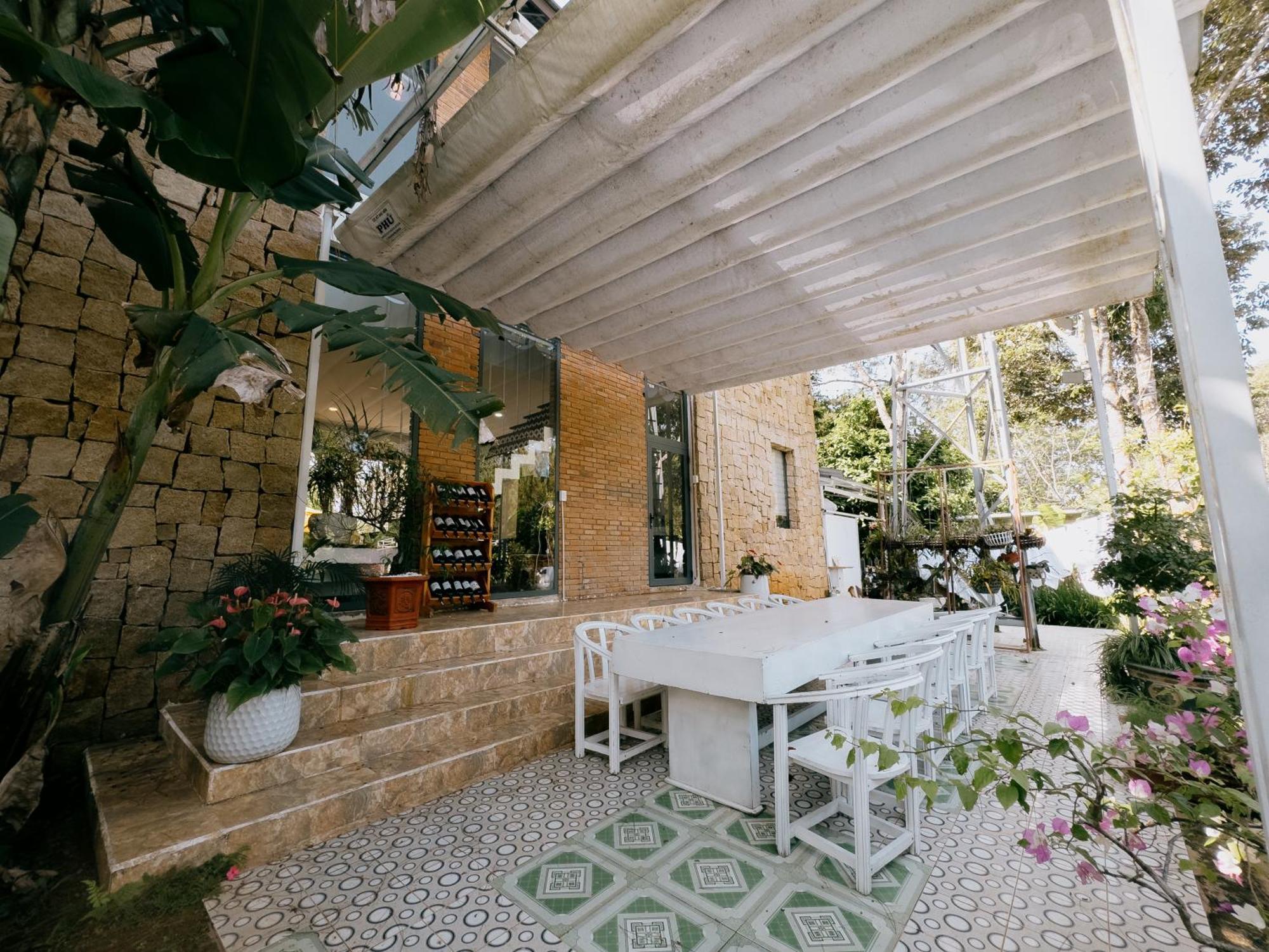 Camelia Coffee & Homestay Kon Von Kla Exteriér fotografie