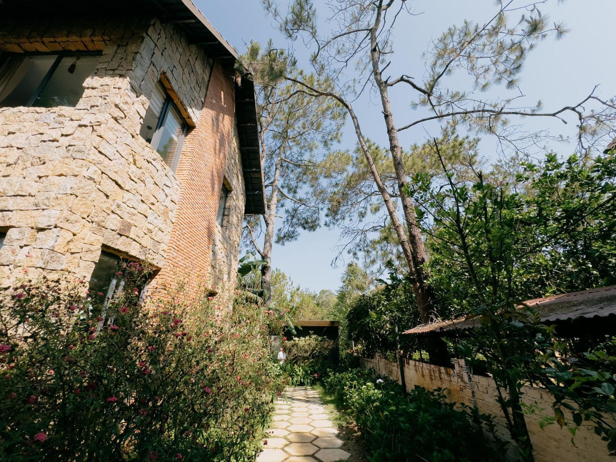 Camelia Coffee & Homestay Kon Von Kla Exteriér fotografie