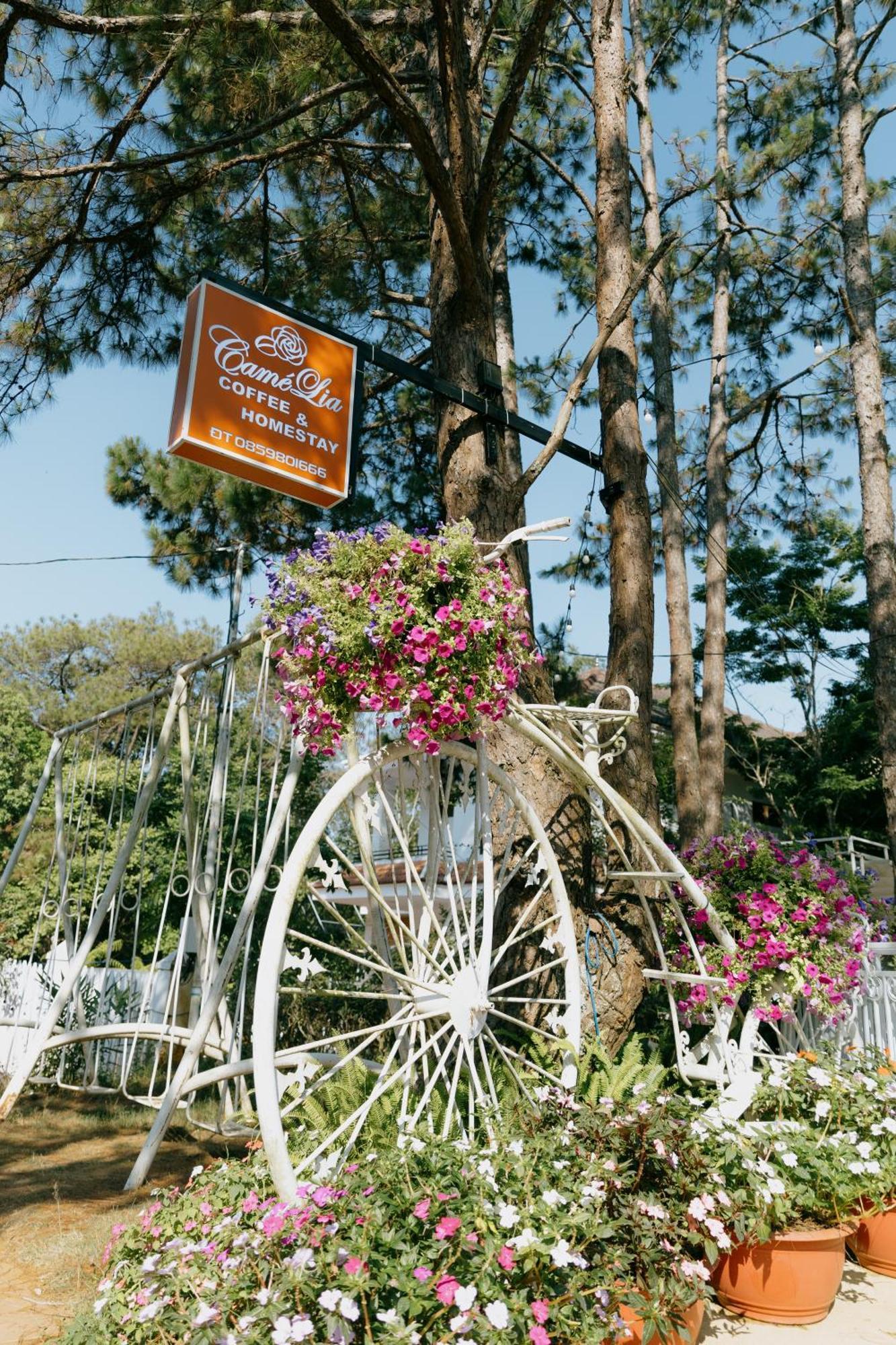 Camelia Coffee & Homestay Kon Von Kla Exteriér fotografie